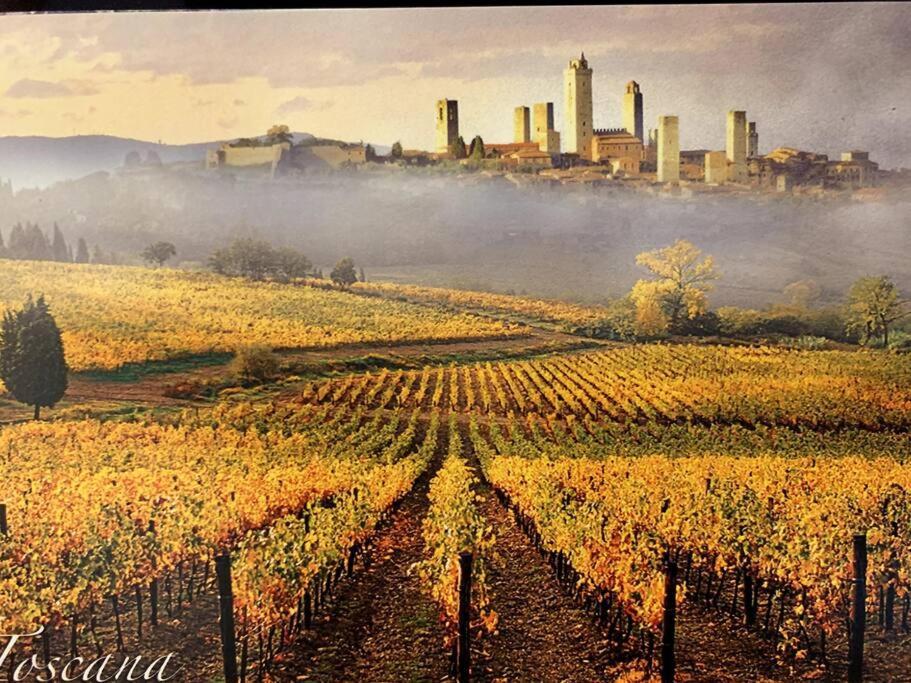 Lovely 2 Bedroom In San Gimignano Historic Center Exterior photo