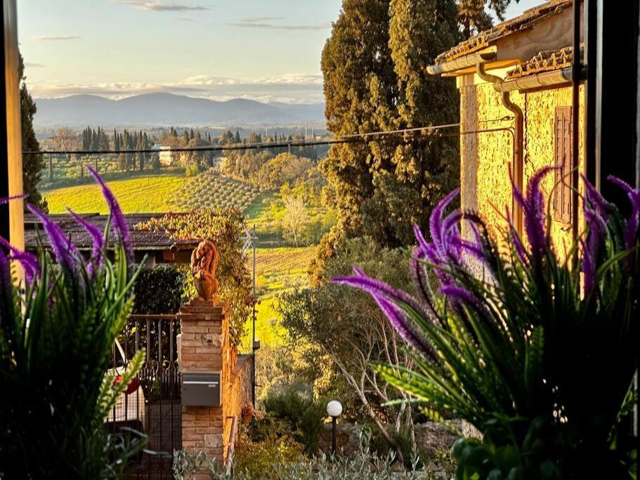 Lovely 2 Bedroom In San Gimignano Historic Center Exterior photo